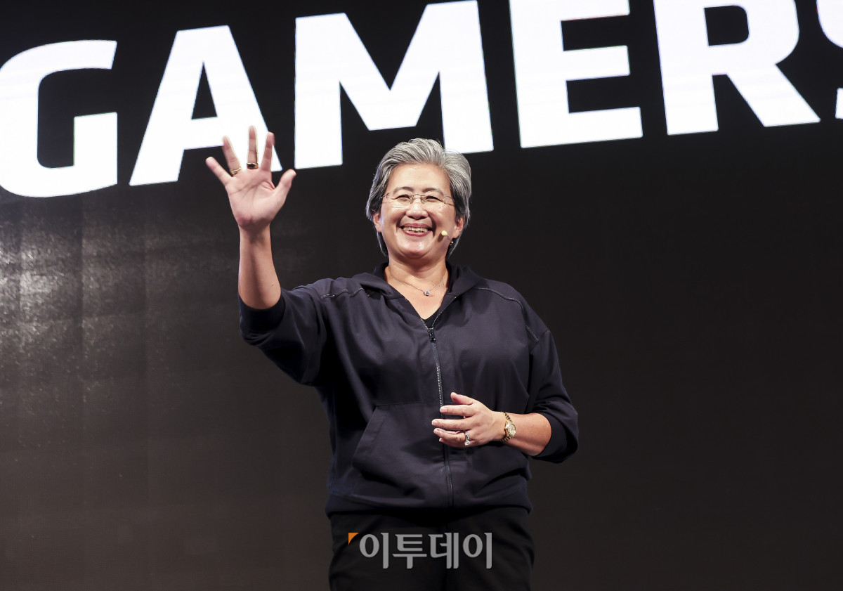 ▲리사 수 AMD CEO(최고경영자)가 7일 서울 용산구 서울 드래곤시티 그랜드볼룸 한라홀에서 열린 'AMD 게이머 데이' 행사에 참석해 있다. 고성준 기자 joonko1@