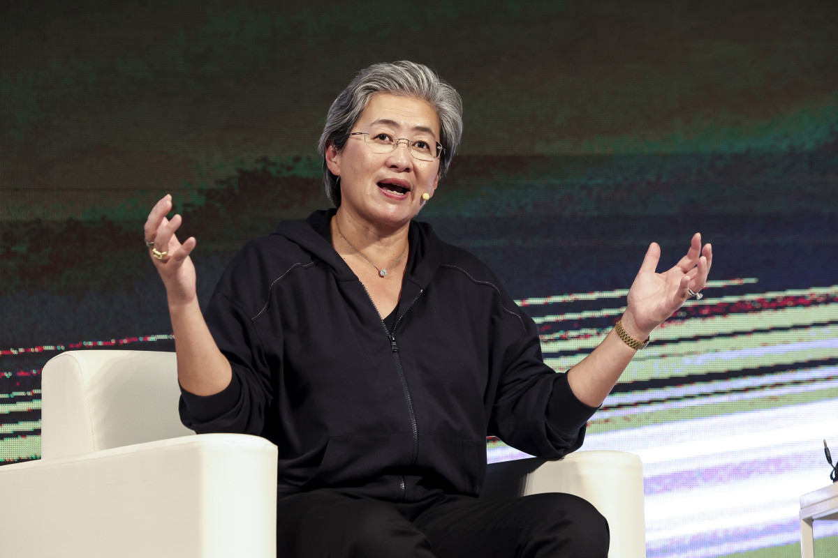 ▲리사 수 AMD CEO(최고경영자)가 7일 서울 용산구 서울 드래곤시티 그랜드볼룸 한라홀에서 열린 'AMD 게이머 데이' 행사에서 발언하고 있다. 고성준 기자 joonko1@