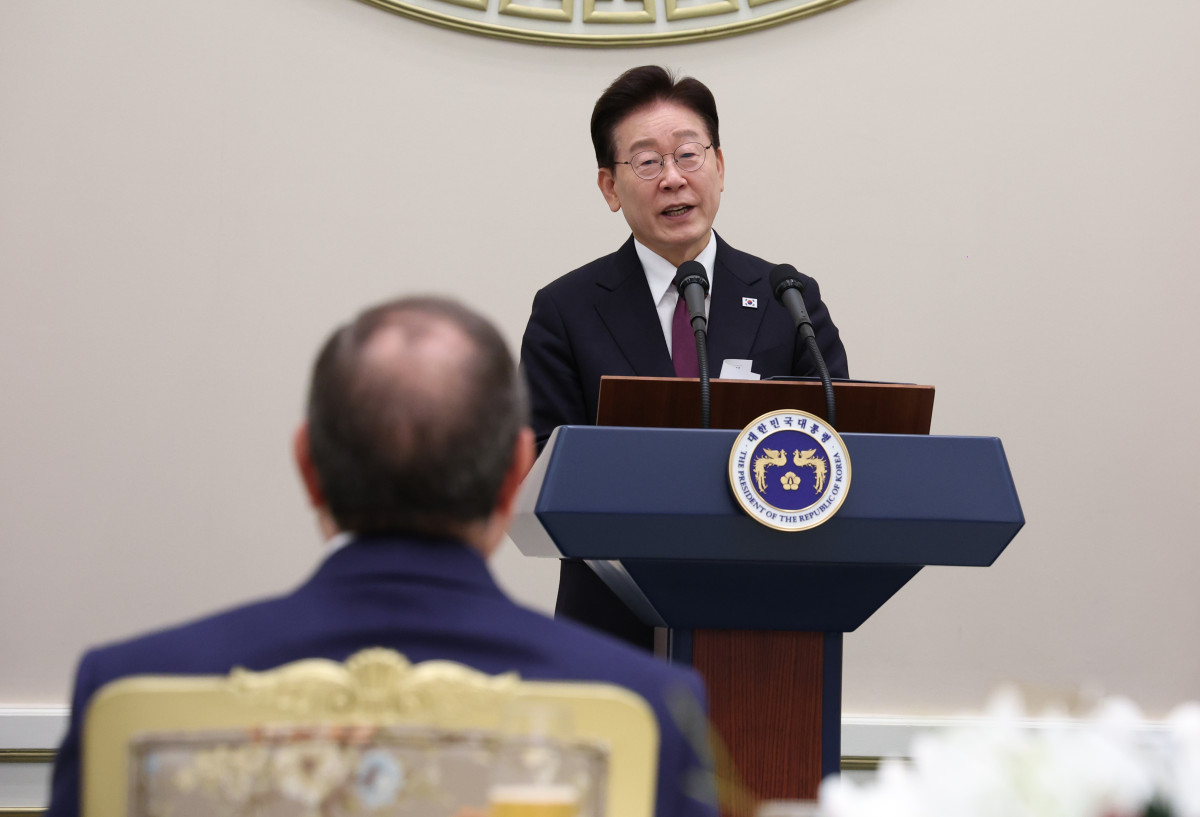 ▲이재명 대통령이 8일 청와대에서 열린 압델 파타 알시시 이집트 대통령 국빈 방한 환영 오찬에서 환영사를 하고 있다. 사진=연합뉴스