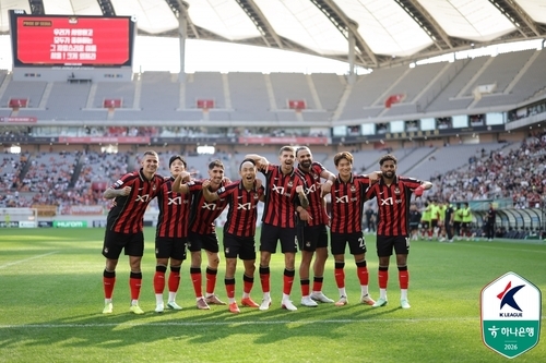 ▲골세리머니를 펼치는 FC서울 선수들.(사진제공=한국프로축구연맹)