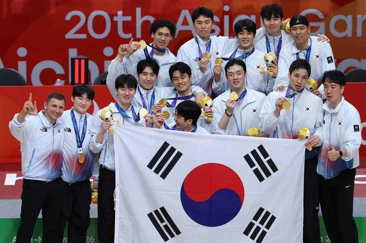 ▲2026 아이치·나고야 아시안게임 남자 농구에서 금메달을 획득한 농구대표팀. (연합뉴스)
