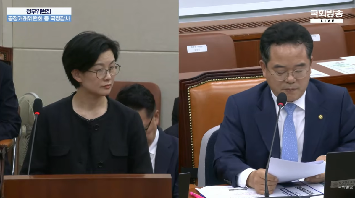 ▲민병덕(사진 오른쪽) 더불어민주당 의원이과 조주연 홈플러스 대표가 12일 국회 정무위원회 국정감사에서 질의응답하고 있다. (국회방송 캡쳐)