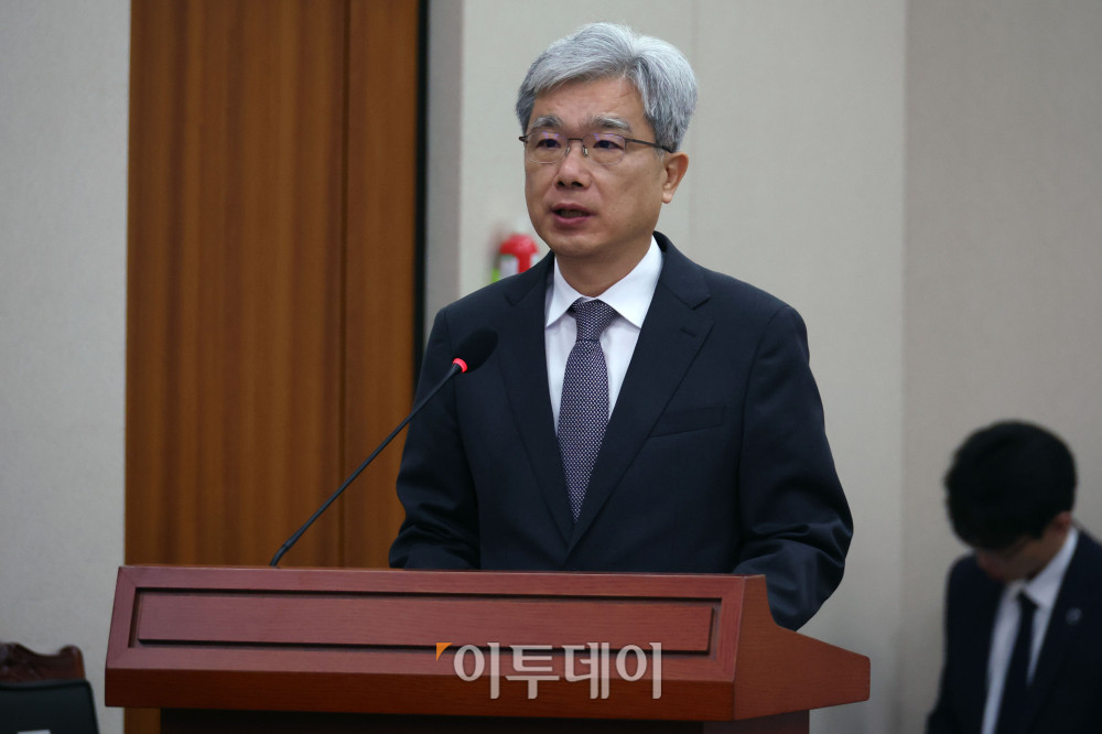 ▲김상환 헌법재판소장이 13일 서울 여의도 국회 법제사법위원회에서 열린 국정감사에서 인사말을 하고 있다. 고이란 기자 photoeran@