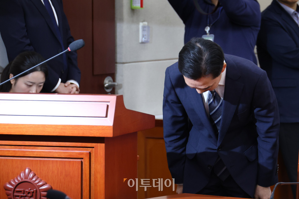 ▲김지용 중대범죄수사청장 후보자가 14일 서울 여의도 국회 행정안전위원회에서 열린 인사청문회에서 인사하고 있다. 고이란 기자 photoeran@