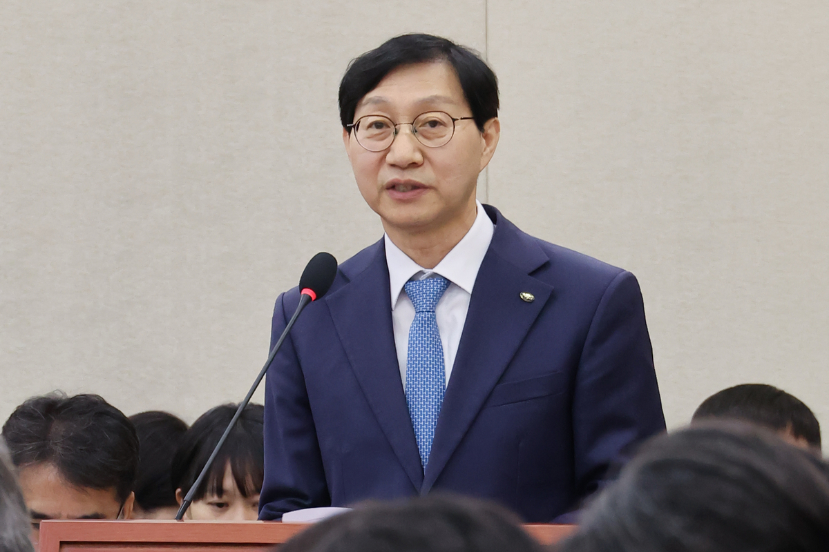 ▲김성주 국민연금공단 이사장이 14일 국회에서 열린 보건복지위원회 국정감사에서 업무 보고를 하고 있다.