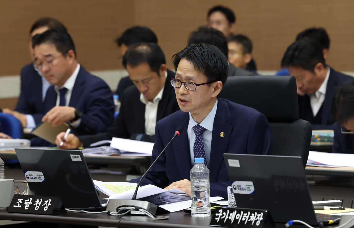▲15일 대전정부청사에서 열린 국회 재정경제위의 국가데이터처, 관세청, 조달청에 대한 국정감사에 출석한 백승보 조달청장이 질문에 답변하고 있다. (연합뉴스)