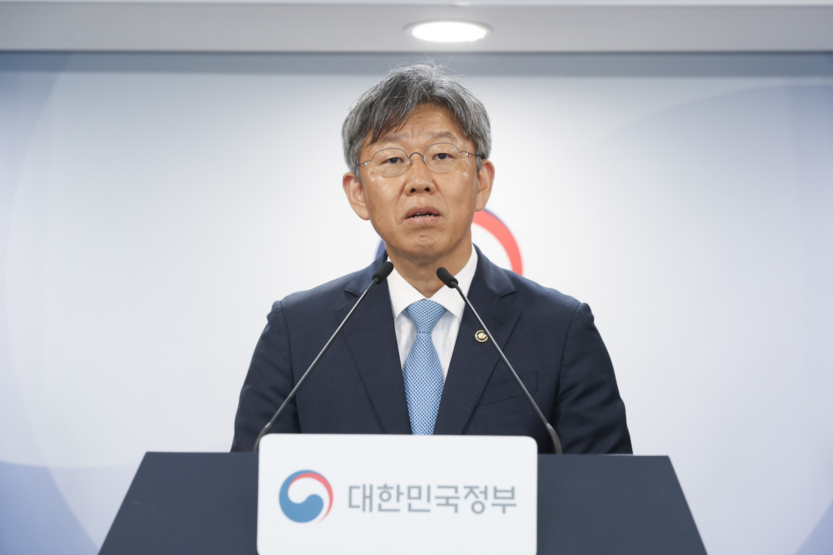 ▲김이탁 국토교통부 1차관이 16일 정부서울청사에서 열린 제1차 주택공급 정례브리핑을 진행하고 있다. (사진제공=국토교통부)