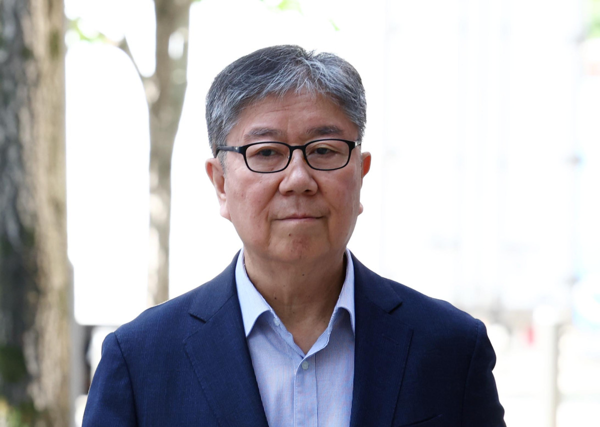 ▲김대기 전 대통령실 비서실장이 대통령 관저 이전 의혹 관련 조사를 받기 위해 5월 15일 경기 과천 2차 종합특별검사팀 사무실로 출석하고 있다. (뉴시스)