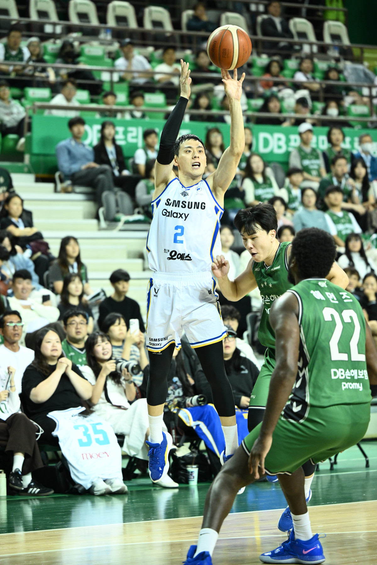 ▲슛 던지는 삼성 이관희. (사진제공=KBL)