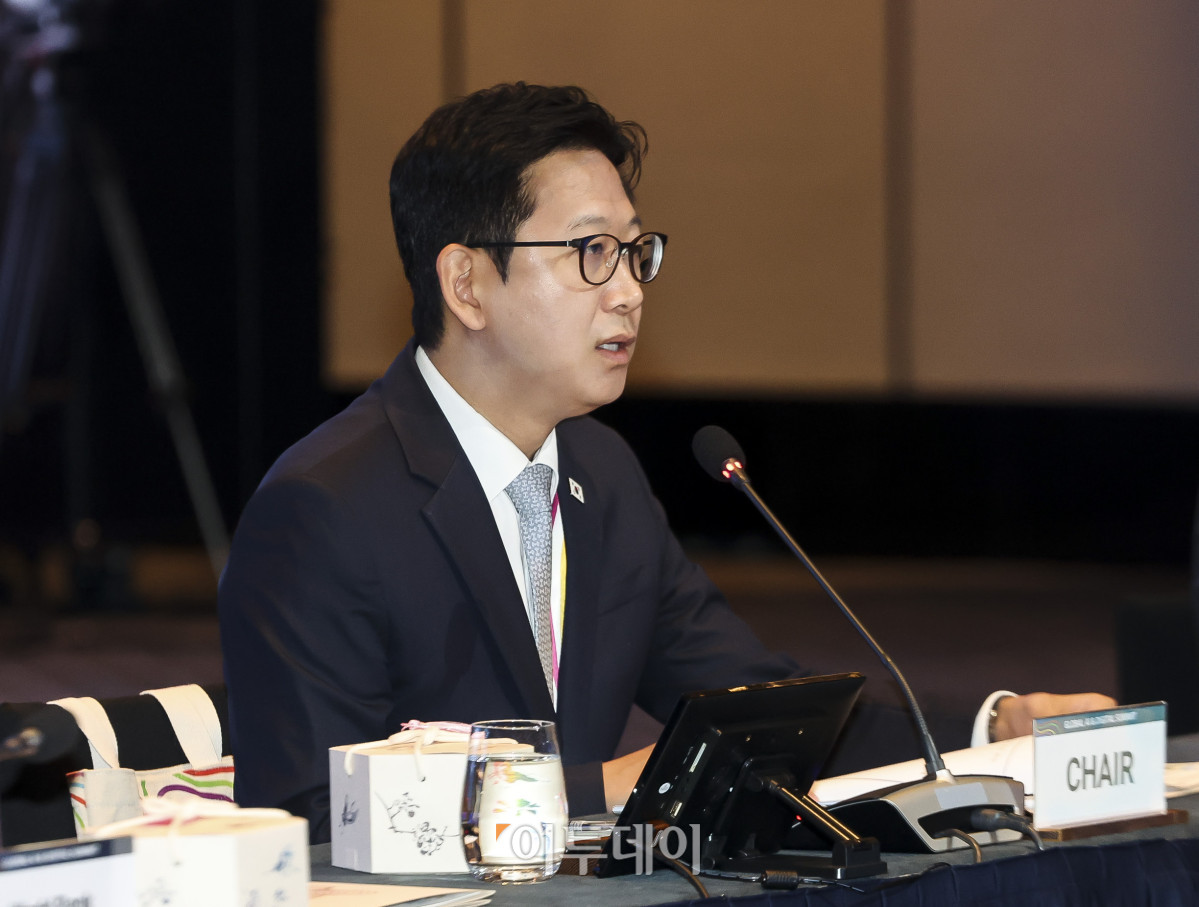 ▲배경훈 부총리 겸 과학기술정보통신부 장관이 19일 오전 서울 용산구 그랜드 하얏트 서울에서 열린 글로벌AI·디지털 장관 회의에서 환영사를 하고 있다. 고성준 기자 joonko1@