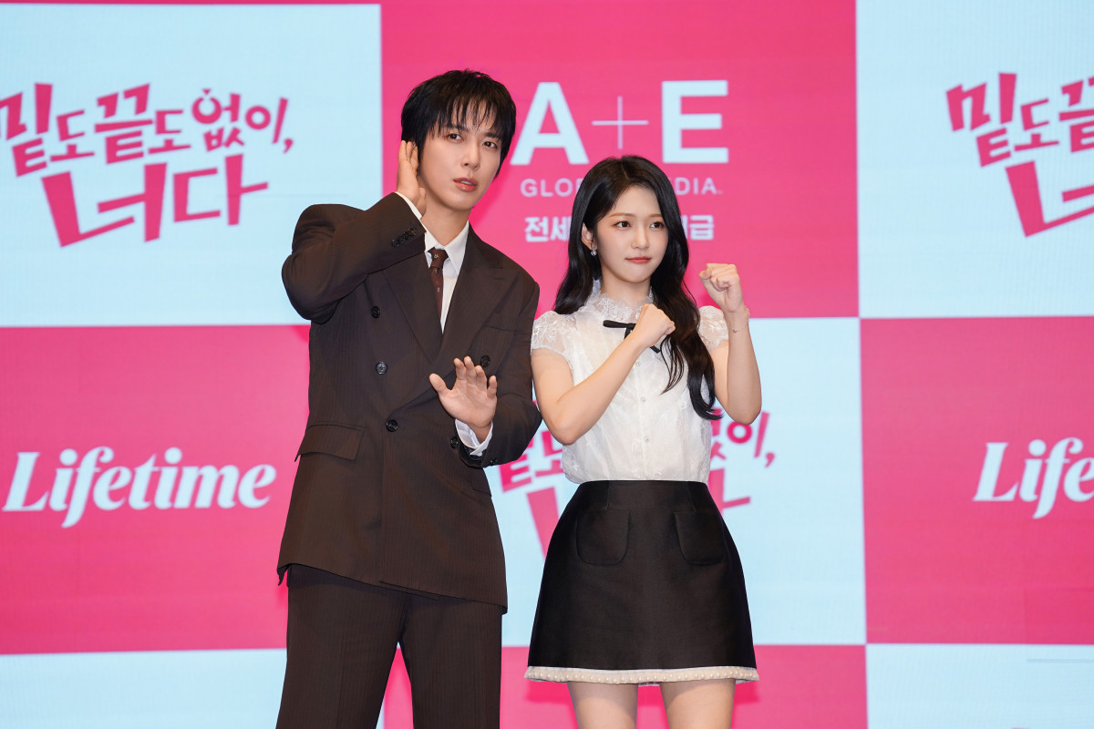 ▲배우 정용화(왼쪽), 홍승희. (사진제공=A+E 글로벌미디어)