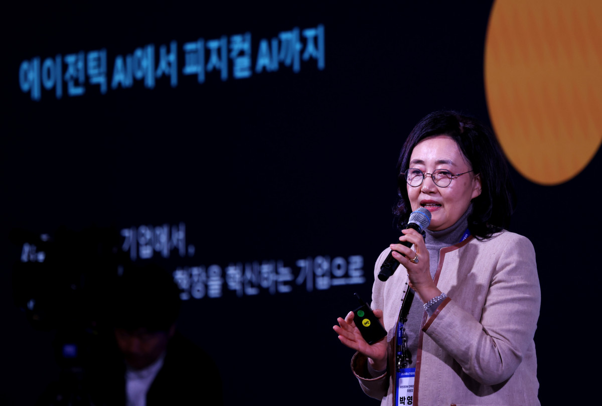 ▲박영선 위원장이 정책토론회에서 기조연설을 하고 있다. (사진제공=중소기업중앙회)