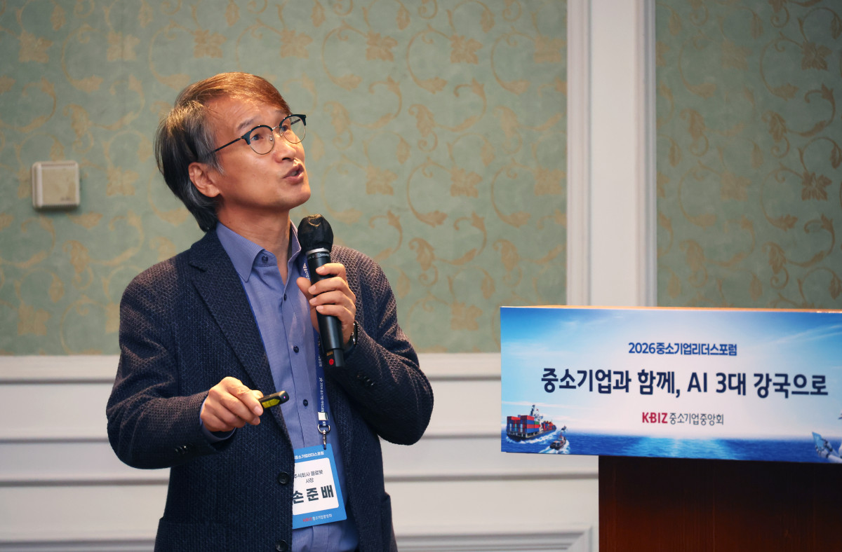 ▲손준배 클로봇 사장이 21일 롯데호텔 제주에서 기자간담회를 진행하고 있다. (사진제공=중소기업중앙회)