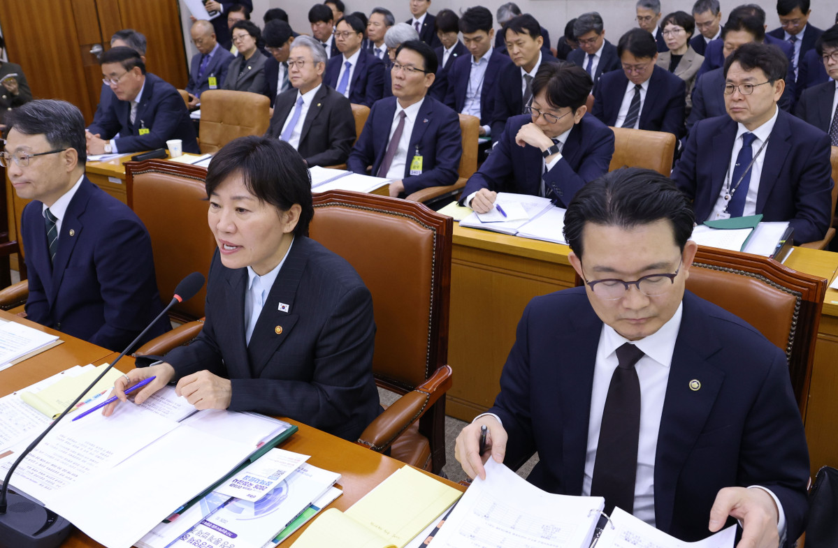 ▲송미령 농림축산식품부 장관이 22일 국회 농림축산식품해양수산위원회에서 열린 2026년도 종합 국정감사에 출석해 질의에 답하고 있다. (연합뉴스)