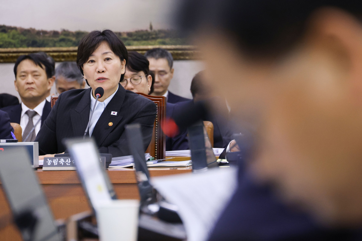 ▲송미령 농림축산식품부 장관이 22일 국회 농림축산식품해양수산위원회에서 열린 2026년도 종합 국정감사에 출석해 질의에 답하고 있다. (연합뉴스)