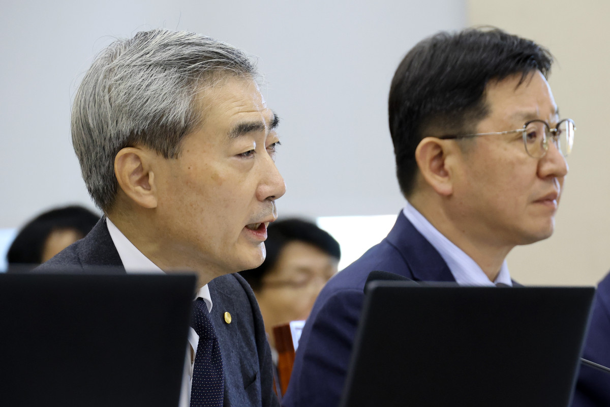 ▲신현송 한국은행 총재가 23일 국회 재정경제기획위원회에서 열린 2026년도 종합 국정감사에 출석해 질의에 답하고 있다. (사진=연합뉴스)