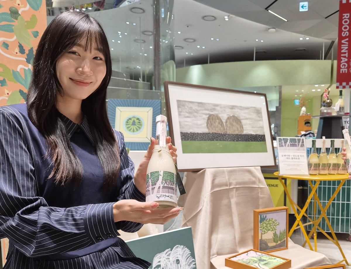▲프리미엄 막걸리 동래낙원에서 팝업스토어 행사를 열고 있다. (사진제공=롯데백화점)