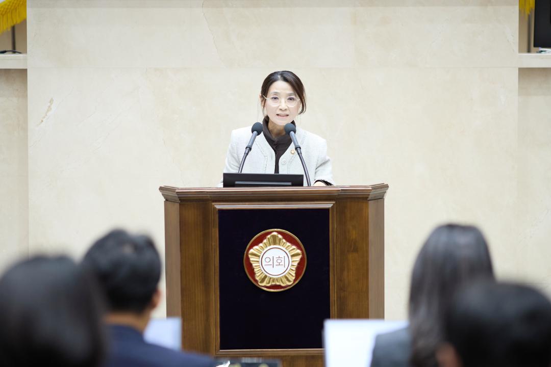▲서정일 용인특례시의원이 26일 제307회 임시회 제3차 본회의에서 공공기관장 임명 과정의 인사 검증 강화와 인사청문회 조례 제정 필요성을 밝히는 5분 자유발언을 하고 있다. (용인특례시의회)