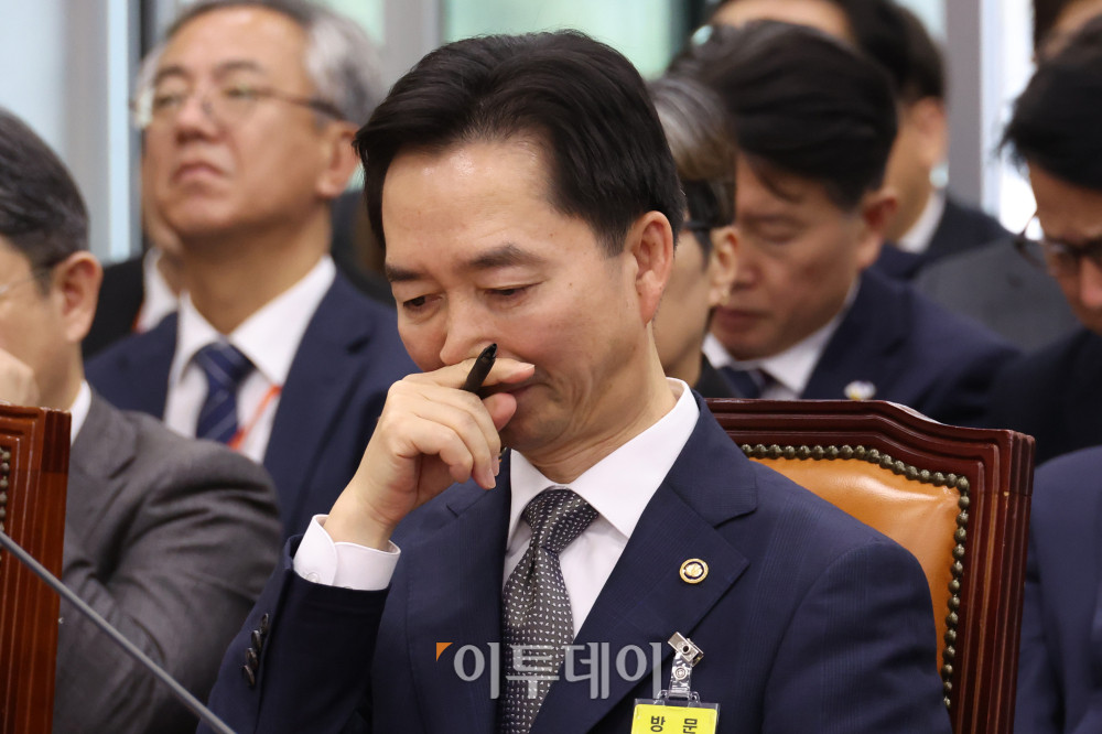 ▲김지용 중대범죄수사청장이 26일 서울 여의도 국회 행정안전위원회에서 열린 종합감사에서 참석하고 있다. 고이란 기자 photoeran@