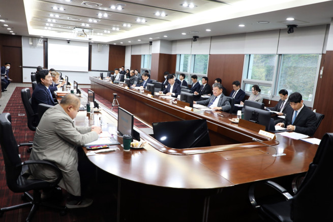 ▲강원랜드는 26일 본사에서 제236차 이사회를 열고 ‘2027~2031년 중장기 경영목표(안)’을 포함한 총 3개 안건을 심의ㆍ의결했다 (사진제공 = 강원랜드)
