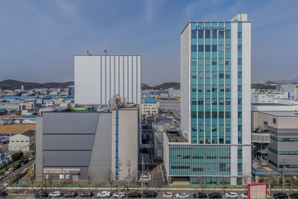 에스티팜, 3Q 매출 976억.."전년比 19.1%↑"