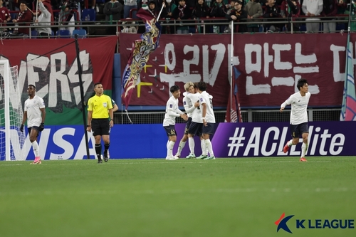 ▲결승골 넣고 기뻐하는 고베 선수들. (출처=한국프로축구연맹 제공, 연합뉴스)