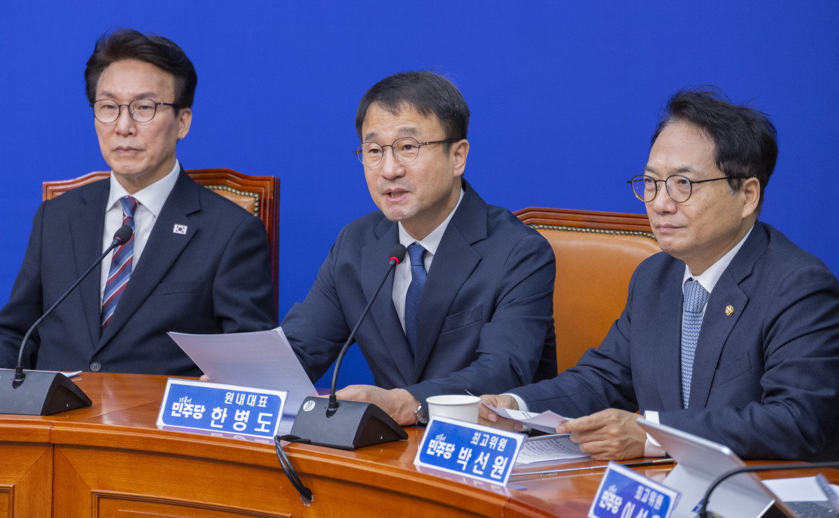 ▲더불어민주당 한병도 원내대표가 30일 국회에서 열린 최고위원회의에서 발언하고 있다. 2026.10.30 (사진=연합뉴스)