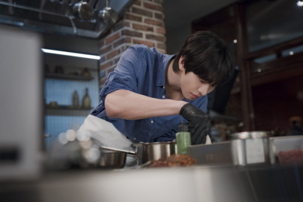 ▲'파이널 테이블' 안효섭(사진출처=SLL, ㈜비에이엔터테인먼트, 영화사두중)