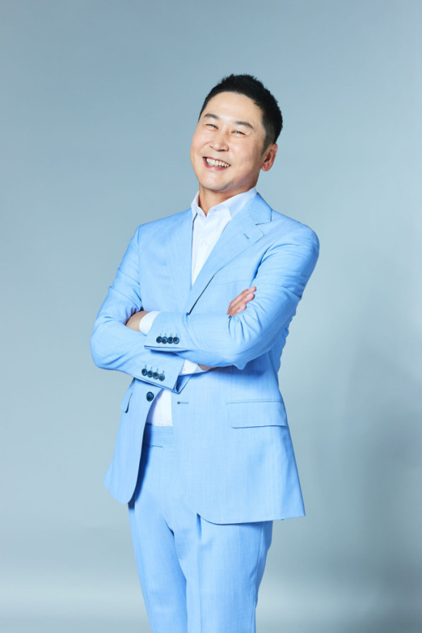 ▲신동엽(사진출처=씨피엔터테인먼트)