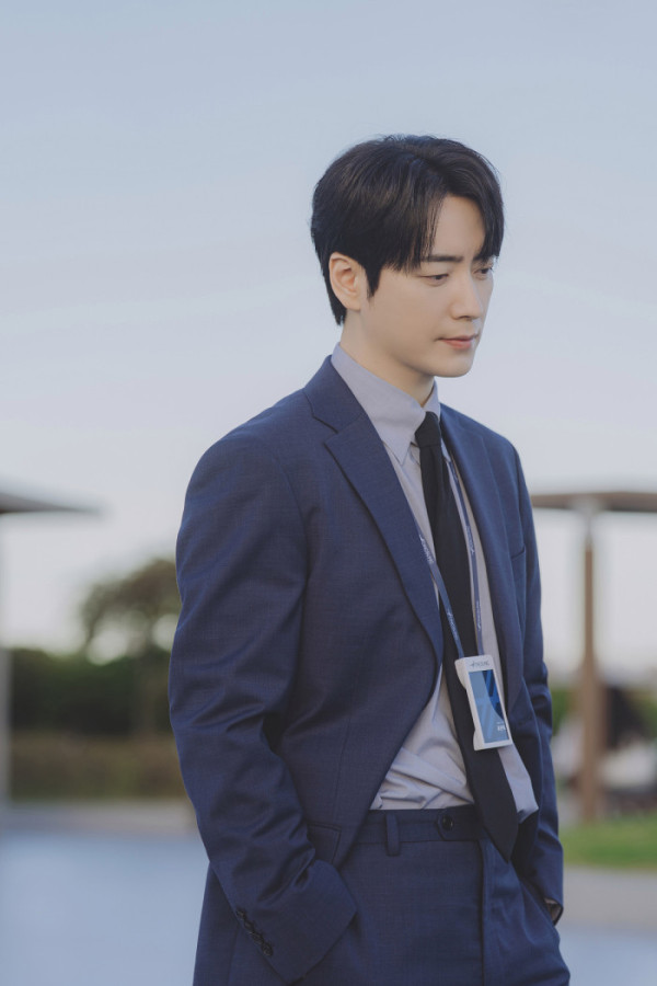 ▲'로또 1등도 출근합니다' 이준혁(사진출처=티빙)