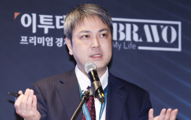 마에다 상석연구원 “日 평생현역사회 추구, 기업 약 30% 계속 고용제도 운영”