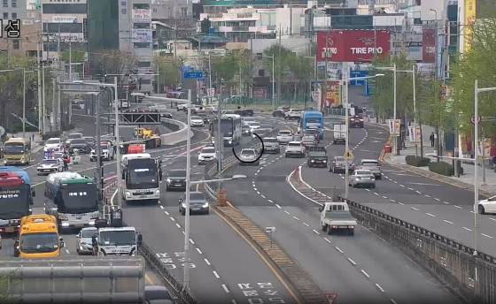 부산 지하차도 2곳 지반 침하…내성 오늘 재개